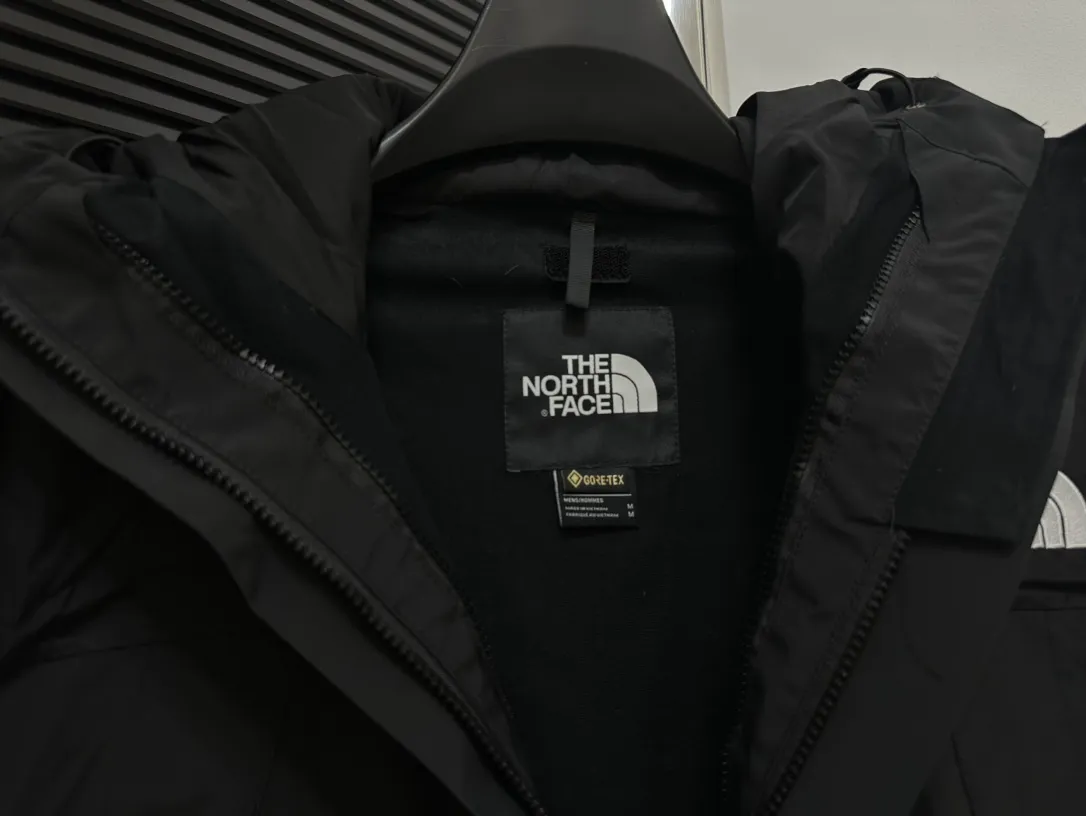 【The North Face】 1990Classic # ZP 。 ZP， 。 ✅ ISO 90（ISO 4） ✅ Gore-tex Breathable ， 。 ✅ ZP。 ， ， ✅ YKK ， 10 ， 。 ， ✅ 1990 MJ TNF 。 GT ， ， 。 ✅GT 。 ✅ 1996 ‼️ Size:XS-2XL